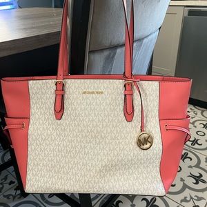 Beautiful MK bag